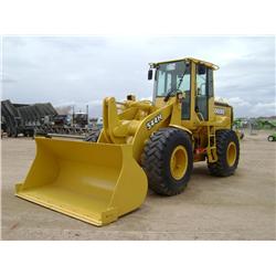 2001 JOHN DEERE 544H WHEEL LOADER, s/n: 580623