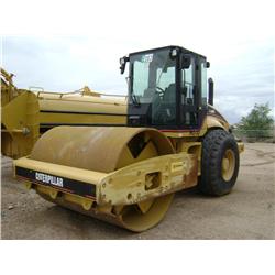 2007 CATERPILLAR CS563E SMOOTH DRUM VIBRATORY COMPACTOR, s/n: CATCS563HCNG01952