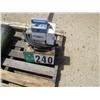 Image 1 : HYDRAULIC PORT-A-POWER PUMP FOR EL JAY CRUSHER