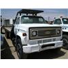 Image 1 : 1986 CHEVVROLET 70 T/A FLATBED TRUCK, s/n: 1GBM7D1E0GV110739