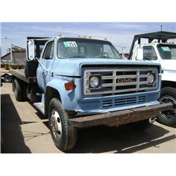 1982 CHEVVROLET 60 S/A FLATBED TRUCK, s/n: 1GBE6D1A7CV114513
