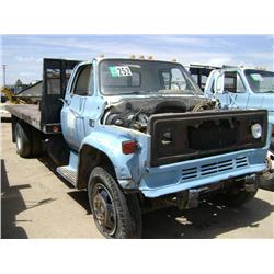 1981 CHEVROLET 60 S/A FLATBED TRUCK, s/n: 1GBEGD1AXBV121907