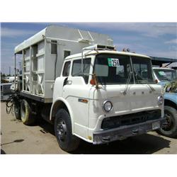 FORD C900 S/A STRIPING TRUCK, s/n: L90KVP54289