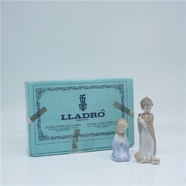 Lladro Porcelain Figurine, Mini Holy Family 1005657