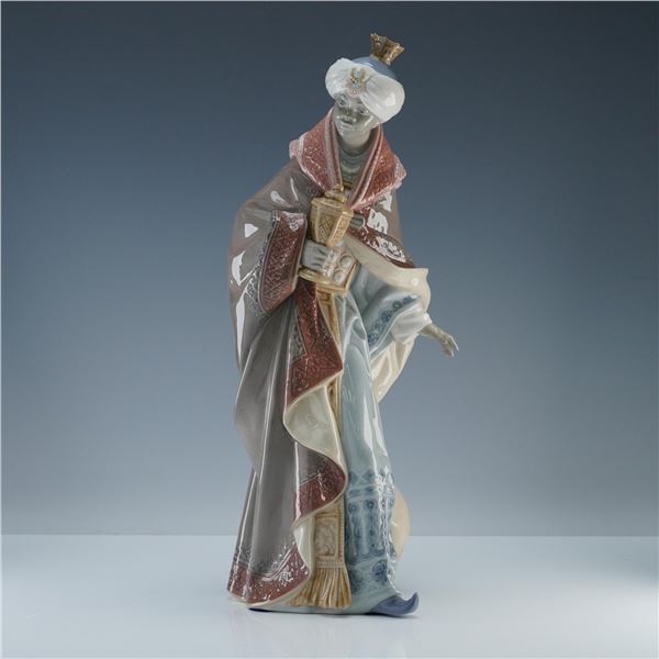 Lladro Porcelain Figurine, King Balthasar 1001425