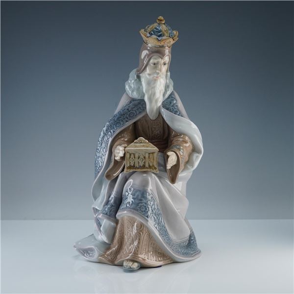 Lladro Porcelain Figurine, King Melchior 1001423