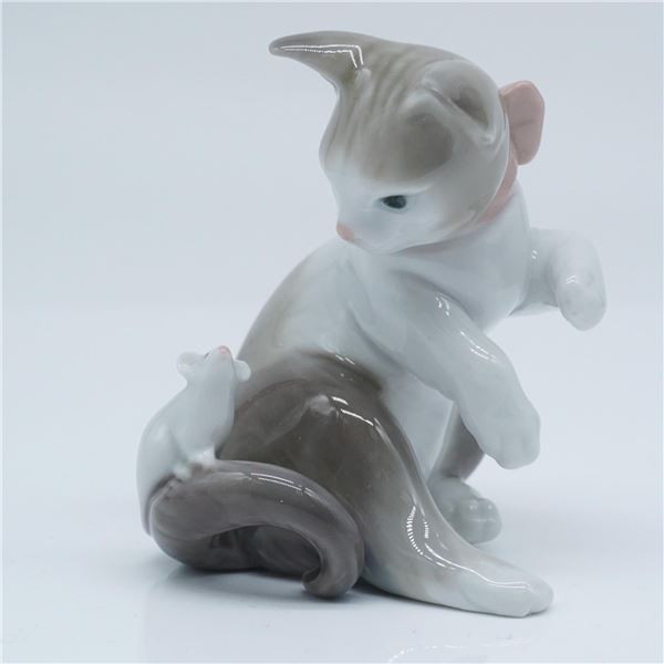 Lladro Porcelain Figurine, Cat and Mouse 1005236