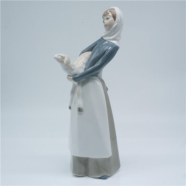Lladro Porcelain Figurine, Girl with Lamb 01004584