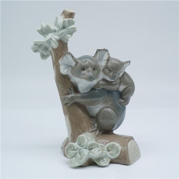 Lladro Porcelain Figurine, Koala Love 01005461 with Box