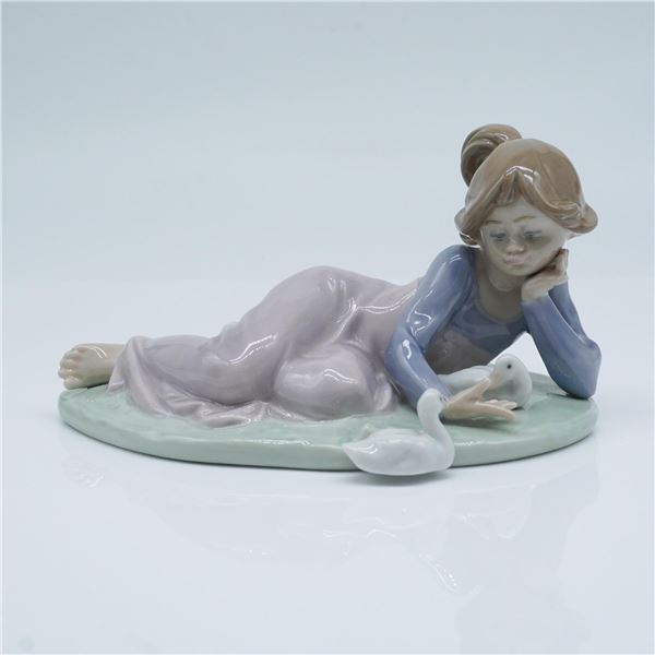 Lladro Porcelain Figurine, Playful Friends 1005609