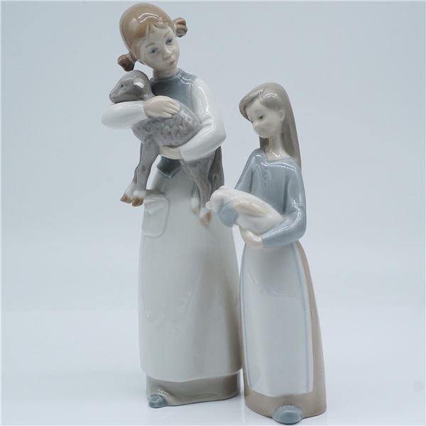 Lladro Porcelain Figurines, Girl with Lamb 1010 and Girl with Pig 1011