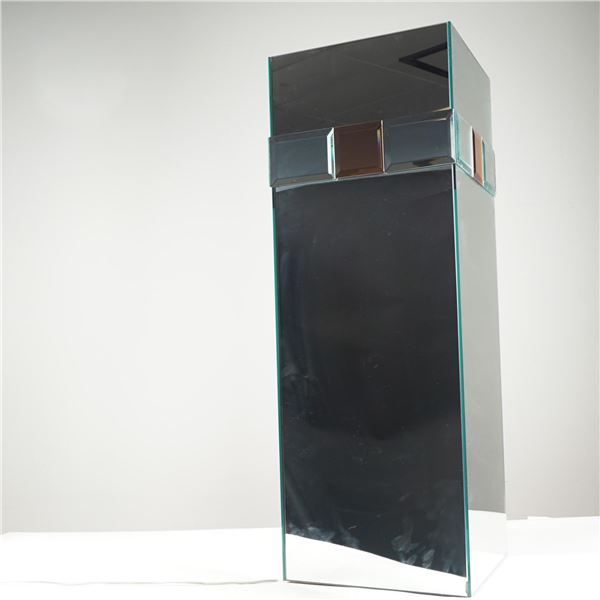 Lighted Mirrored Pedestal Stand with Decorative Panels