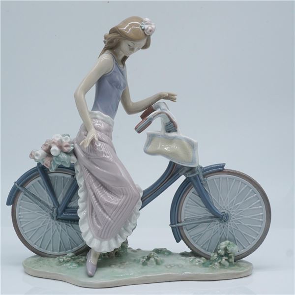 Lladro Porcelain Figurine, Biking the Country 1005272