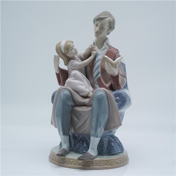 Lladro Porcelain Figurine, Daddy's Girl 1005584