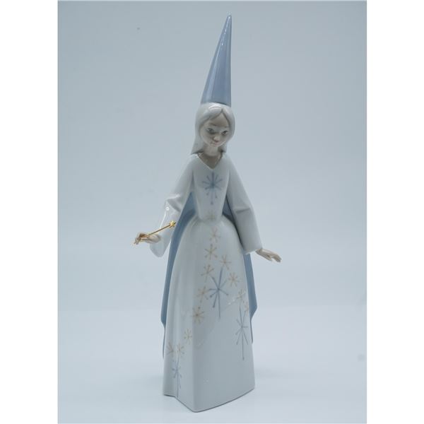Lladro Porcelain Figurine, Fairy 1004595