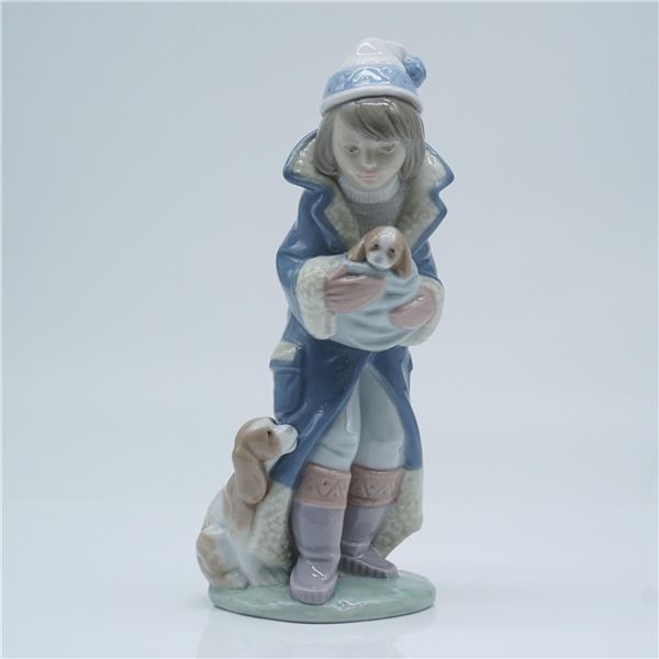 Lladro Porcelain Figurine, Friday's Child (Boy) 1006019