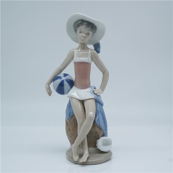 Lladro Porcelain Figurine, Summer 1005219