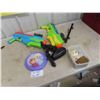 Image 1 : Water Guns, Frozen Frisbee, Hair Dryer/Curler, Night
