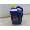 Image 1 : Royal Purple 5W-30 Synthetic Oil Sealed 5 Quart 