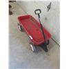 Image 2 : Radio Flyer Red Metal Wagon