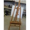 Image 2 : Easel