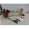 Image 1 : 3 sealer jars, 4 henckels knives with butcher block 