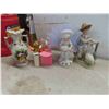 Image 2 : shelf décor: figurines, holly hobby, birds, hens, 