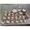 Image 1 : 66 PC royal albert old country 