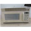 Image 1 : magic chef over the range microwave with turntable