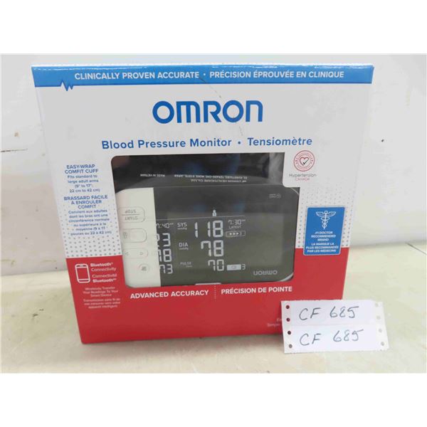 omron blood pressure monitor new or store return 