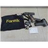 Image 2 : 2 fanttik cordless handheld vacuum new or store return 