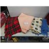 Image 1 : blankets 