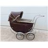 Image 1 : vintage doll carriage. 