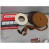 Image 3 : Animal Clipper, Carpet Gripper Tape, Guitar Hangers, 