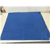 Image 8 : 2 Knitted/Crochet Blankets, 1 Blue Fleece Blanket 