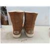 Image 2 : Ugg Winter Boots Size 8, Cardigan Size Xsmall 