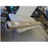 Image 2 : LG Projection Screen