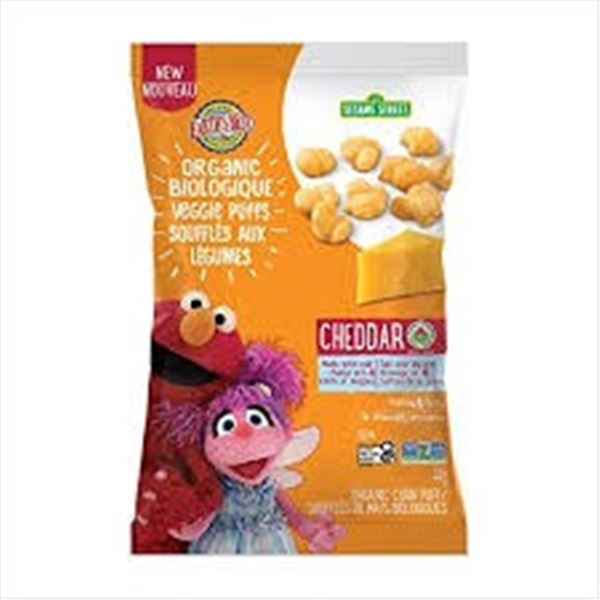 NEW 4 X 44G EB SESAME STREET CHEDDAR PUFFS