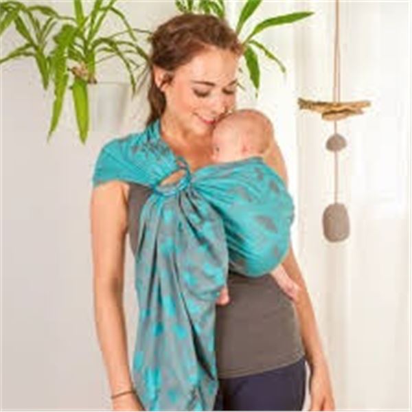 NEW WITH BOX CHIMPAROO RING SLING SIZE 2