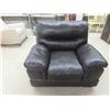 Image 1 : Leather/Leather Style Comfy Living Room Chair 