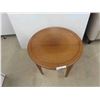 Image 2 : End Table 22'' H x 24'' Across 