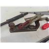 Image 2 : Wood Planer, Saw, Drill, Level, Nail Puller & More 