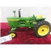 Image 2 : 2 John Deere Diecast Tractors Models 4010 & 820 