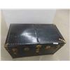 Image 2 : Vintage Trunk with Tray 23'' x 39'' x 21'' 