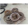 Image 1 : 5 Old Auto Rims 