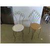 Image 1 : 2 Vanity Chairs 