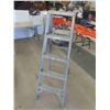 Image 2 : Aluminum 5ft Step Ladder - 1 Bracket is Off 