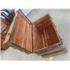 Image 5 : Antique Cedar Lined Trunk 25'' x 34'' x 20'' 