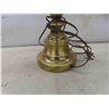 Image 2 : 2 Table Lamps 25'' H 