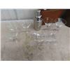 Image 8 : Book Look Decanters with Glasses, Ice Bucket